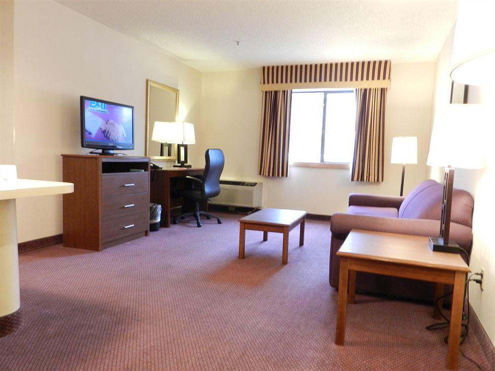 Ashmore Inn And Suites Lubbock Buitenkant foto