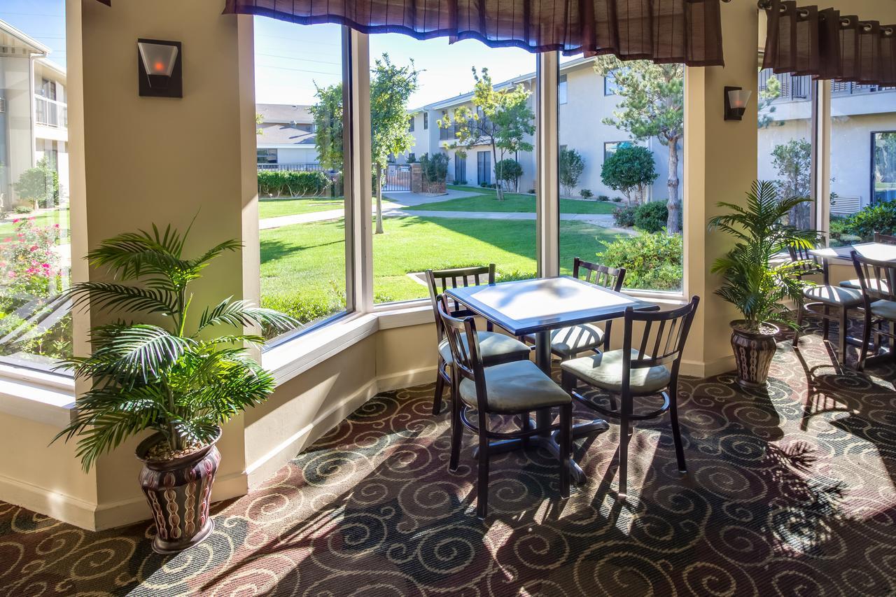Ashmore Inn And Suites Lubbock Buitenkant foto