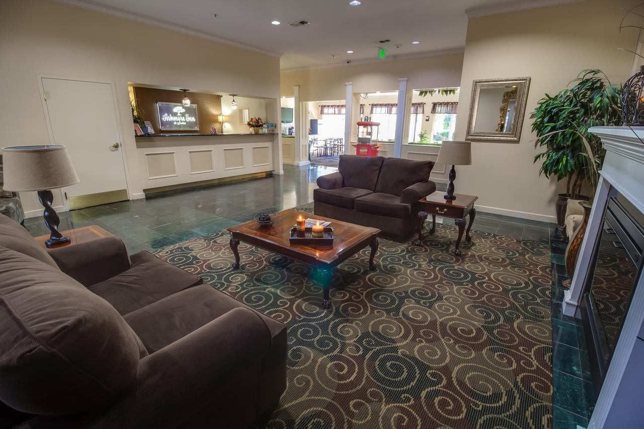 Ashmore Inn And Suites Lubbock Buitenkant foto